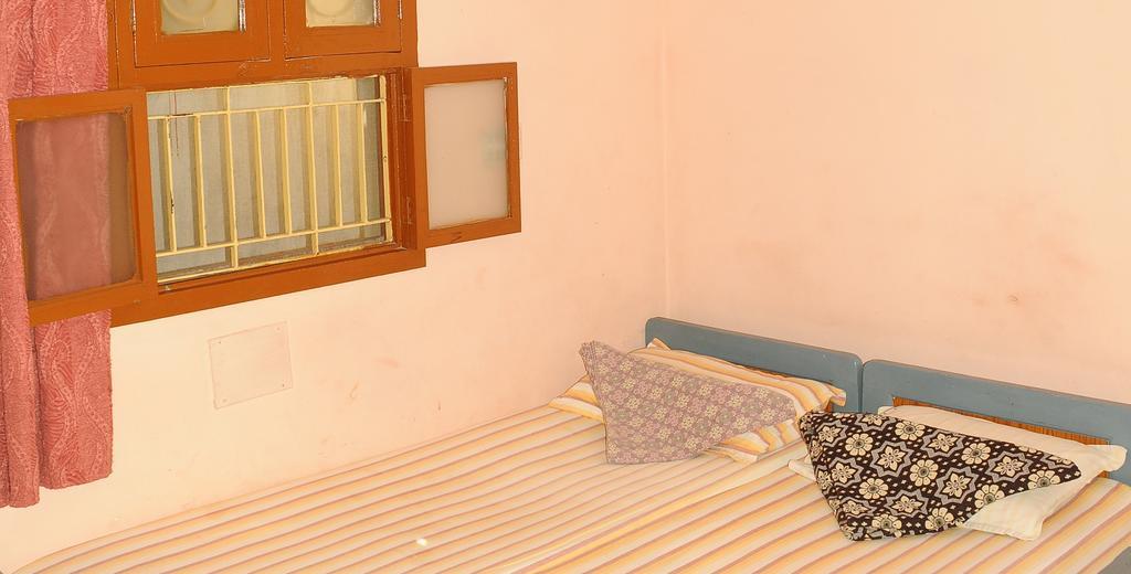 Arunachala Ramana Home Tiruvannāmalai Buitenkant foto