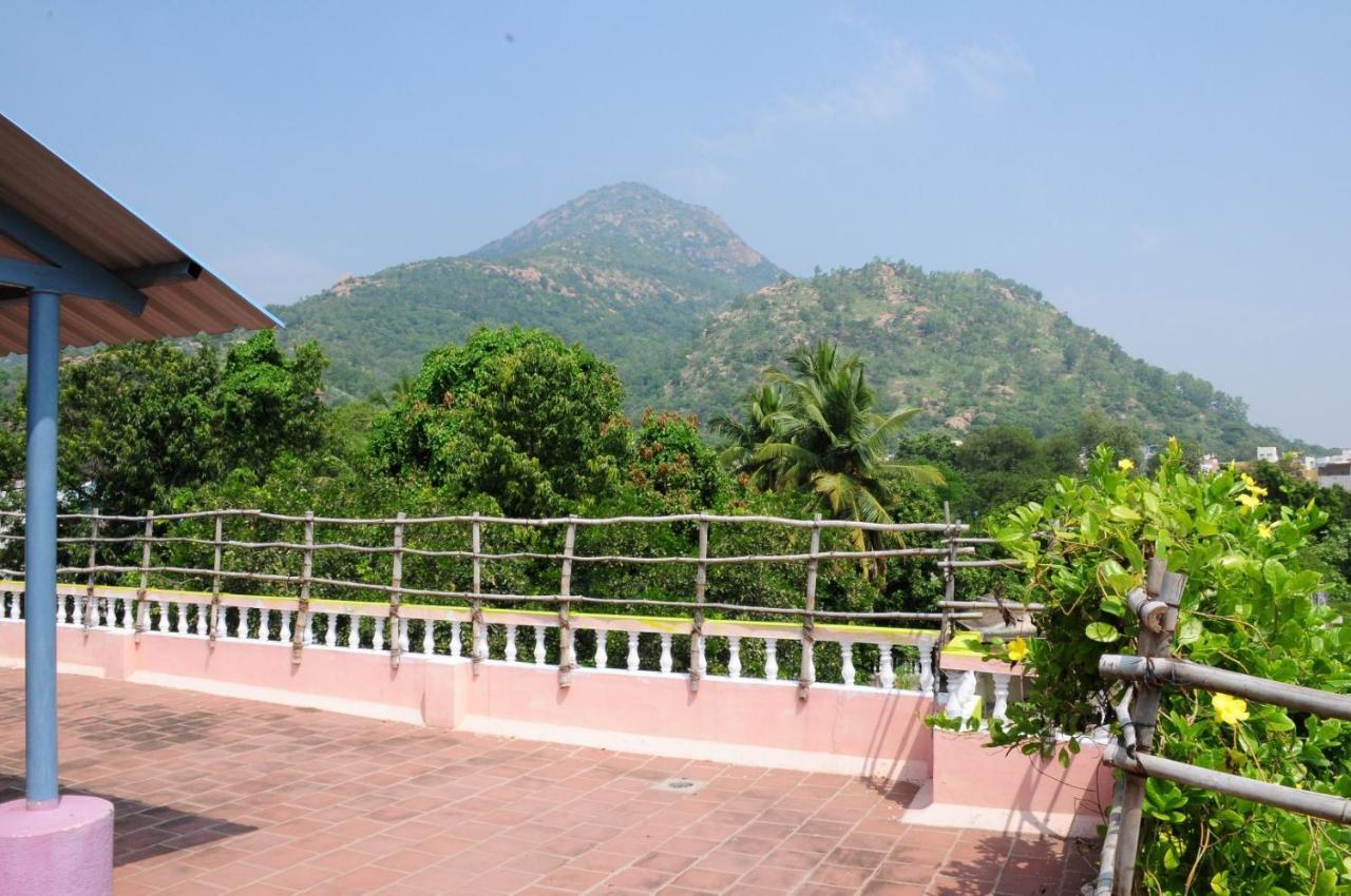 Arunachala Ramana Home Tiruvannāmalai Buitenkant foto